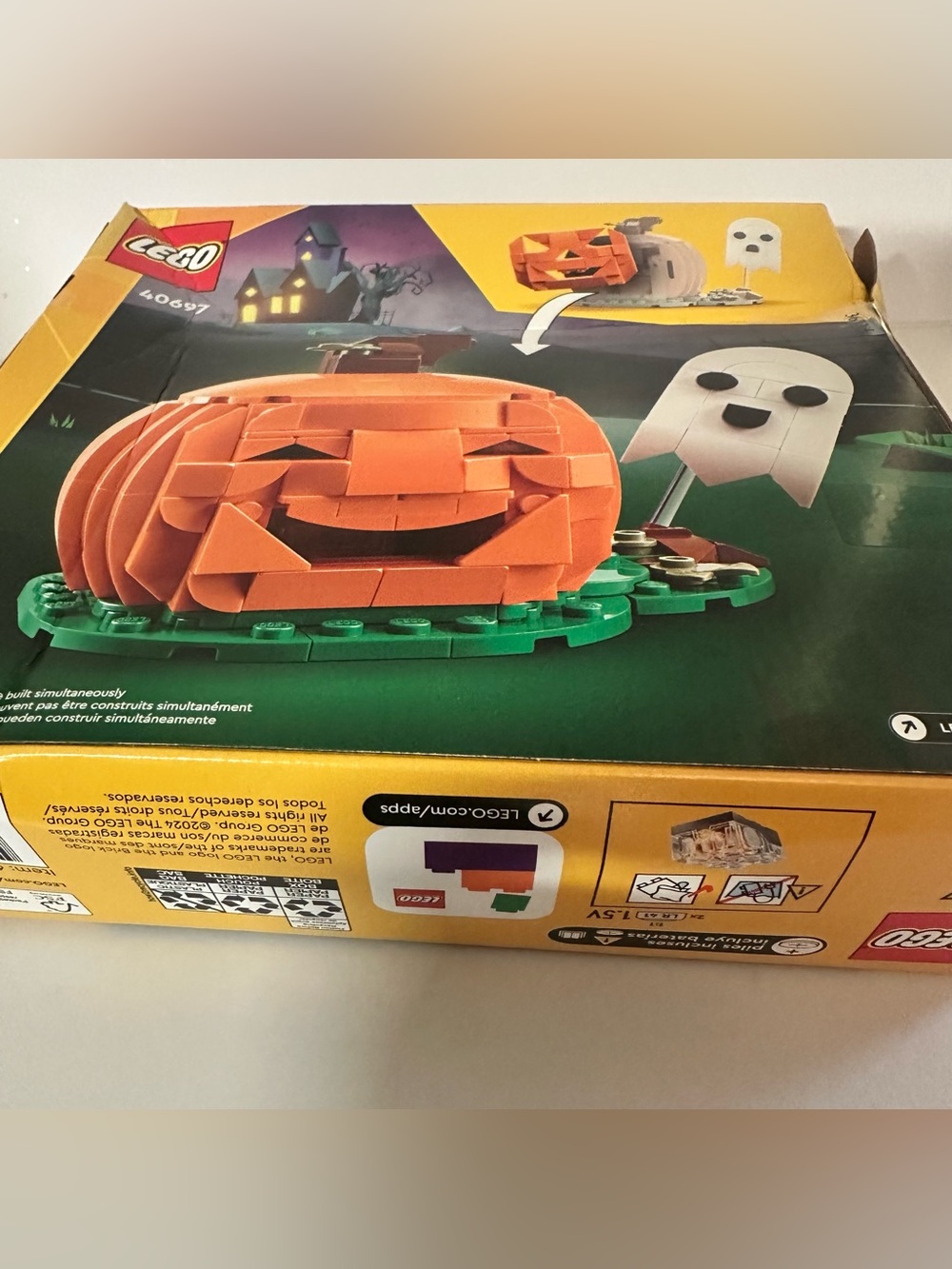 NWT LEGO Creator Halloween Pumpkin & Ghost Set 40697 | New Sealed | 254 Pieces - Picture 7 of 9